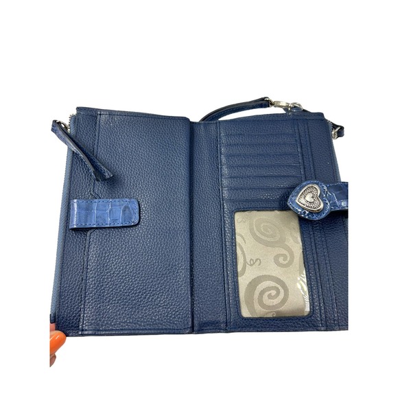 Brighton Bellissimo Heart Zip large Wallet with wristlet - Picture 5 of 7